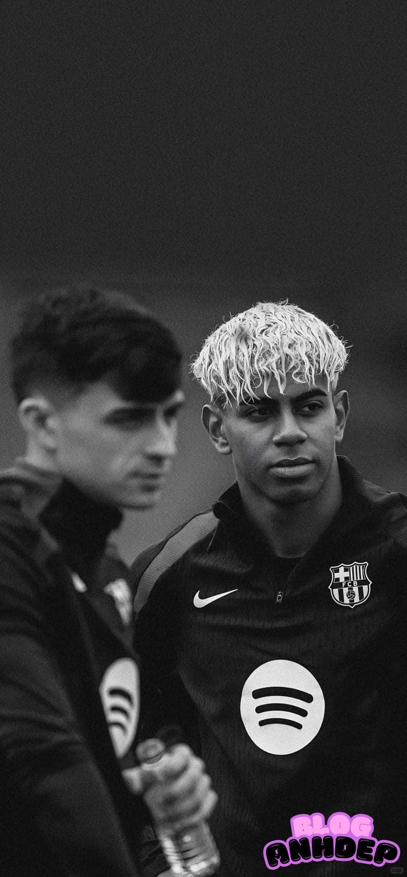 Bộ hình nền cầu thủ bóng đá cuốn hút