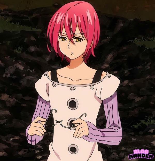 Gowther mặc áo 2 dây