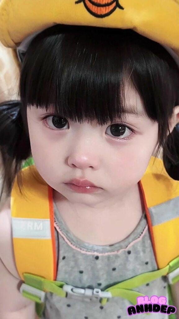 Tải ảnh hình nền bé gái dễ thương