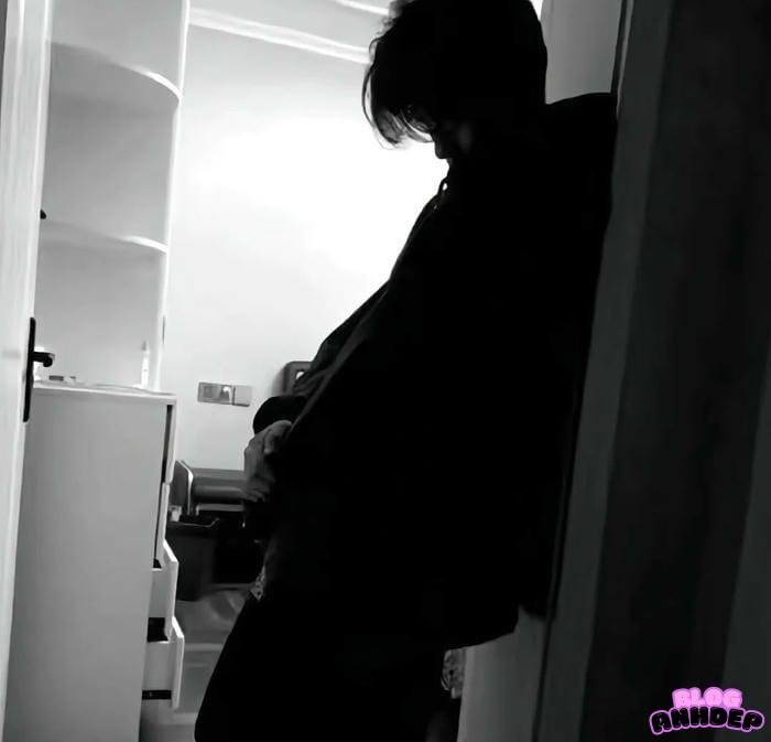 avatar cô đơn nam chill