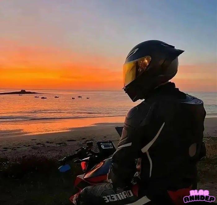 avatar cô đơn nam lặng thinh