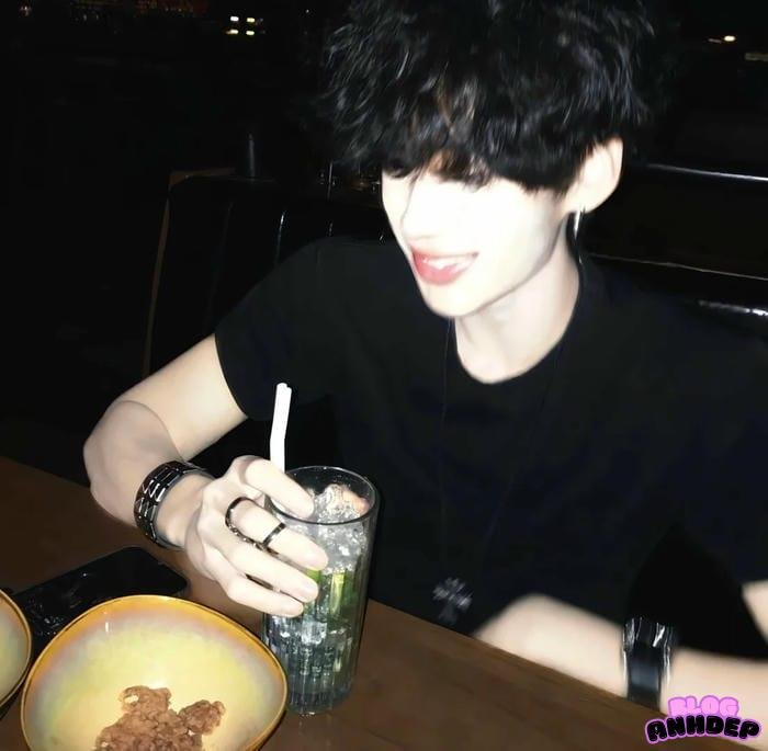 avatar cô đơn nam vô định