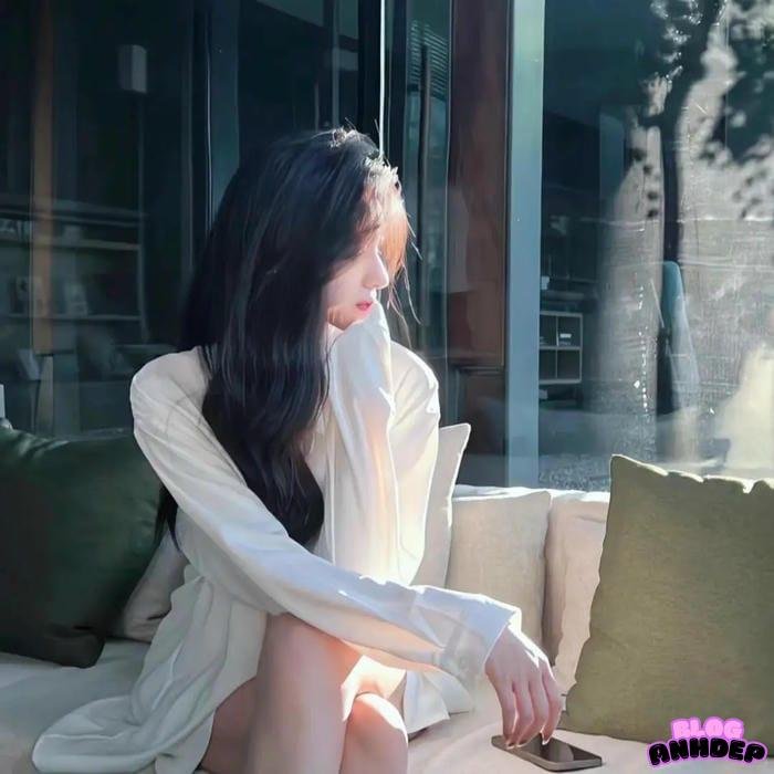 avatar cô đơn nữ sâu lắng