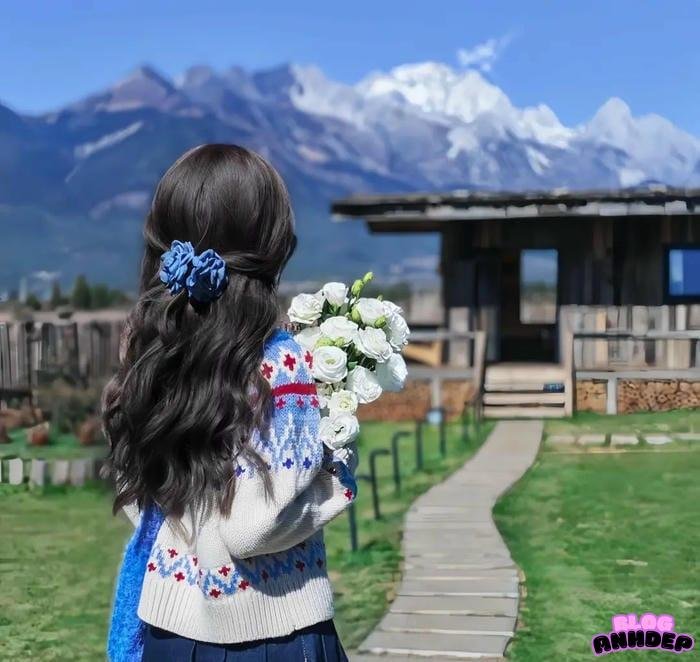 avatar cô gái quay lưng chill