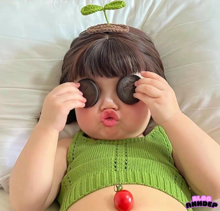 hình đại diện em bé mũm mĩm